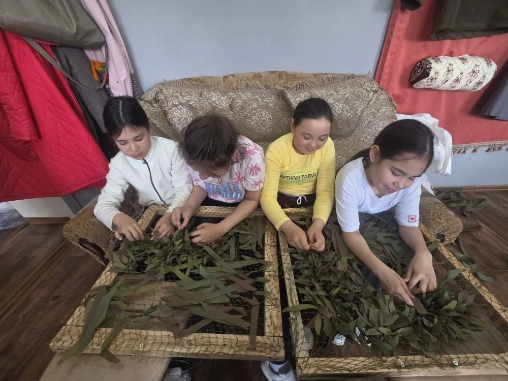 Асҡар сәнғәт мәктәбе уҡыусылары "Йөрәк саҡырыуы" тегеү оҫтаханаһында булды