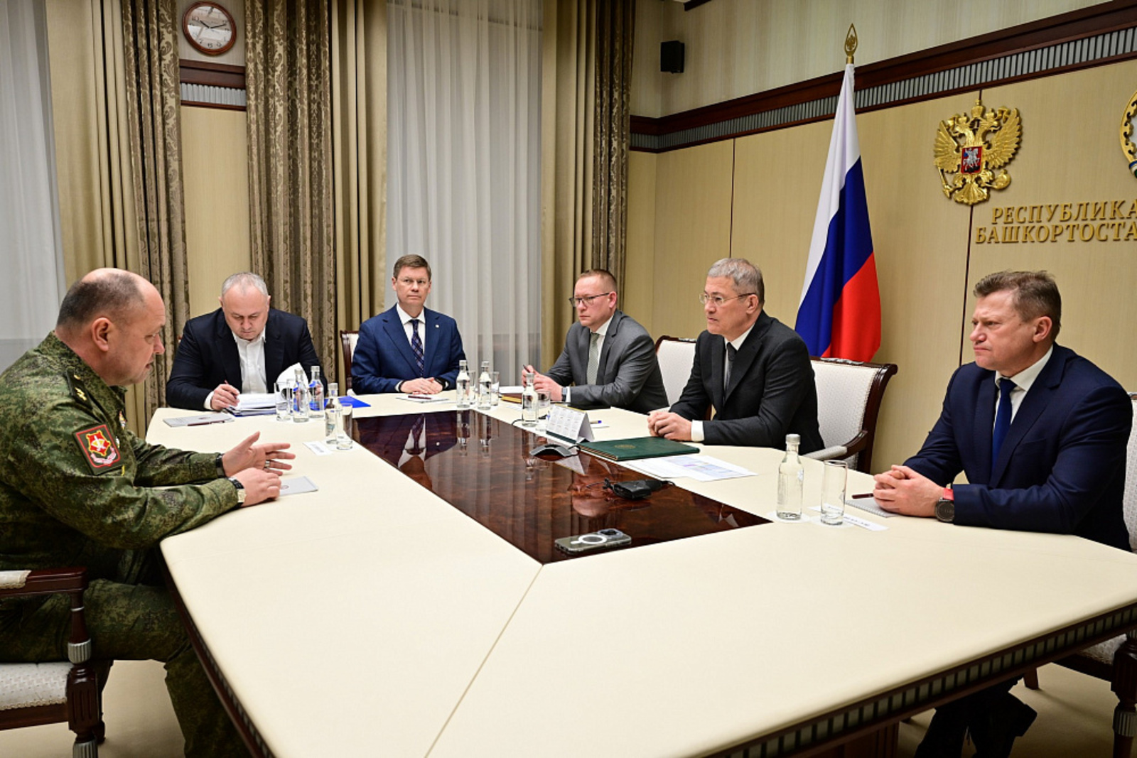 Встреча с врио командующим Центрального военного округа Дмитрием Овчаровым