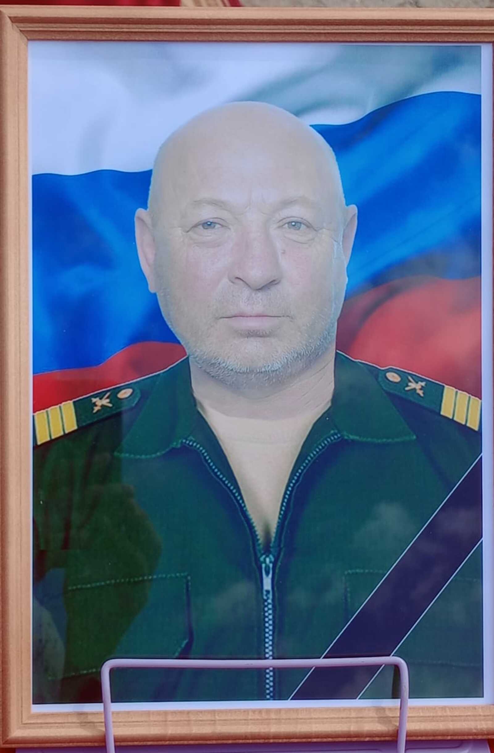 Йәнгелдәр яугир яҡташы менән хушлашты