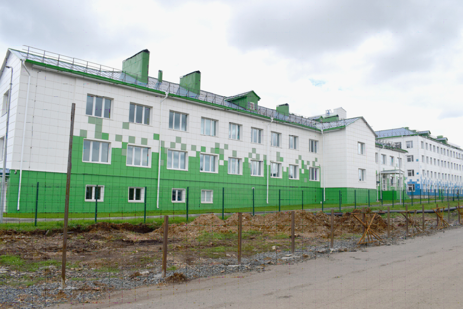 Төҙөлөш тамамланыуға бара