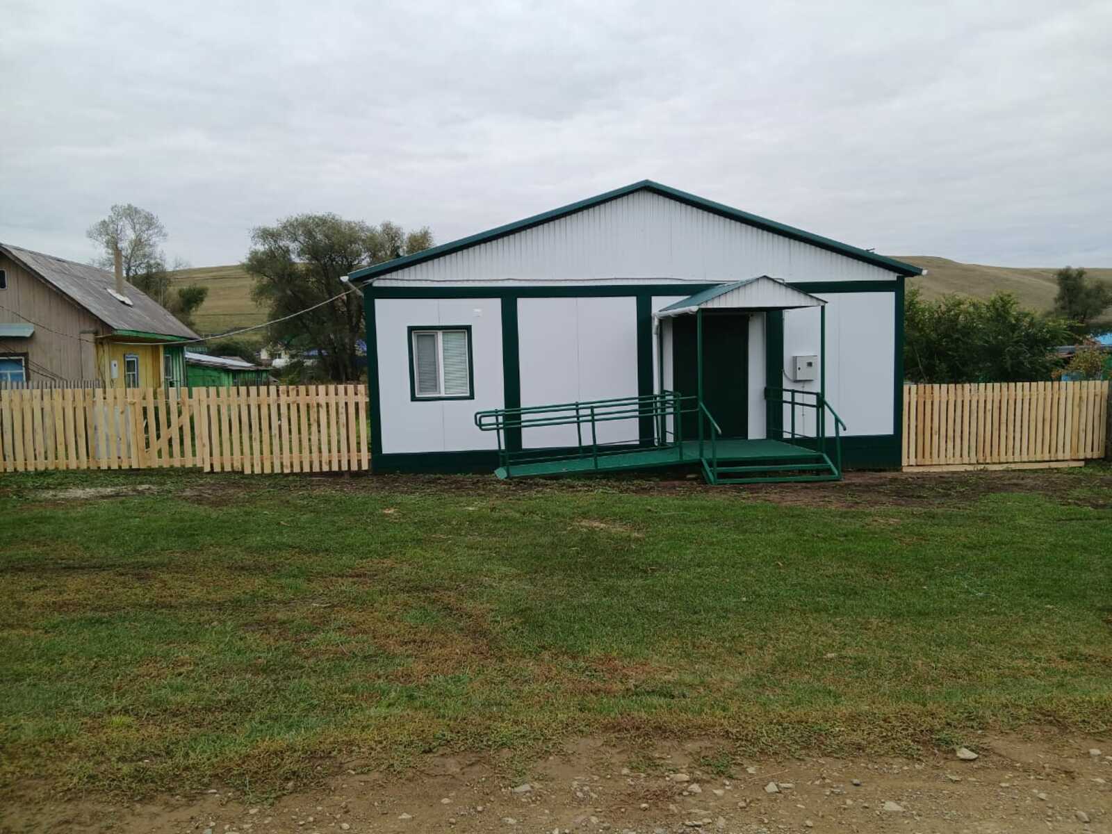 Яңы медпункт әҙер