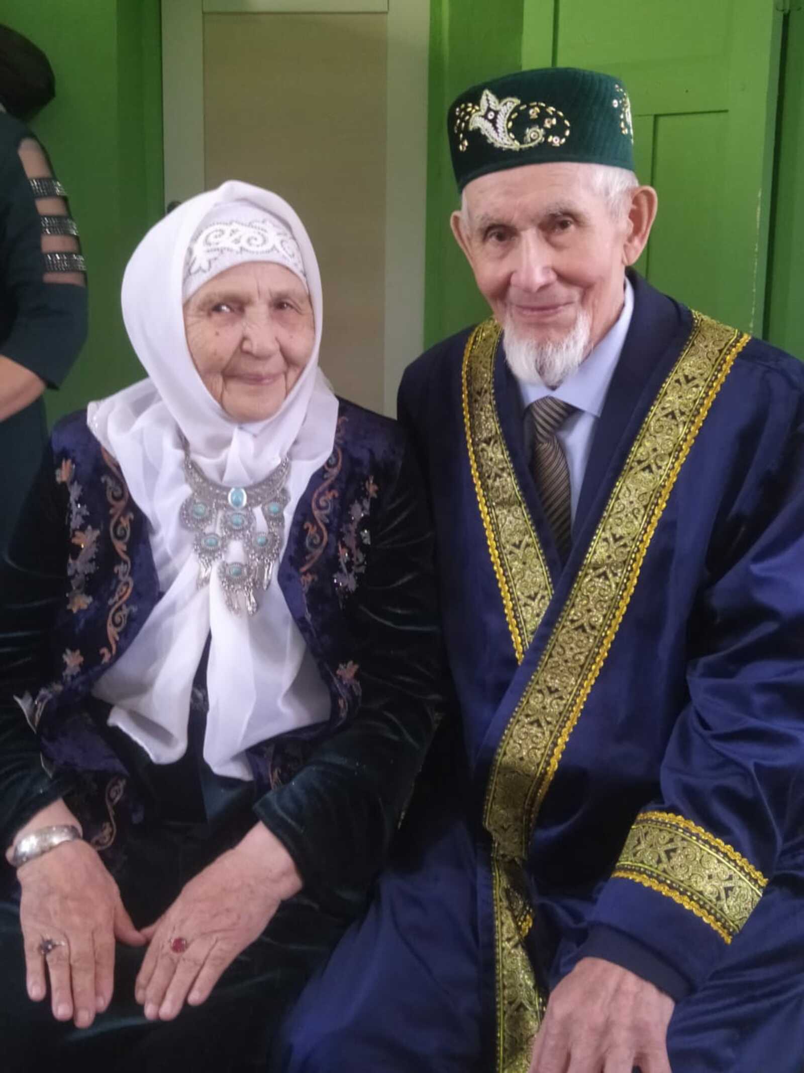 АҠЫЛЛЫ ҺӘМ ТӘЖРИБӘЛЕ ТОРМОШ ЮЛЫ