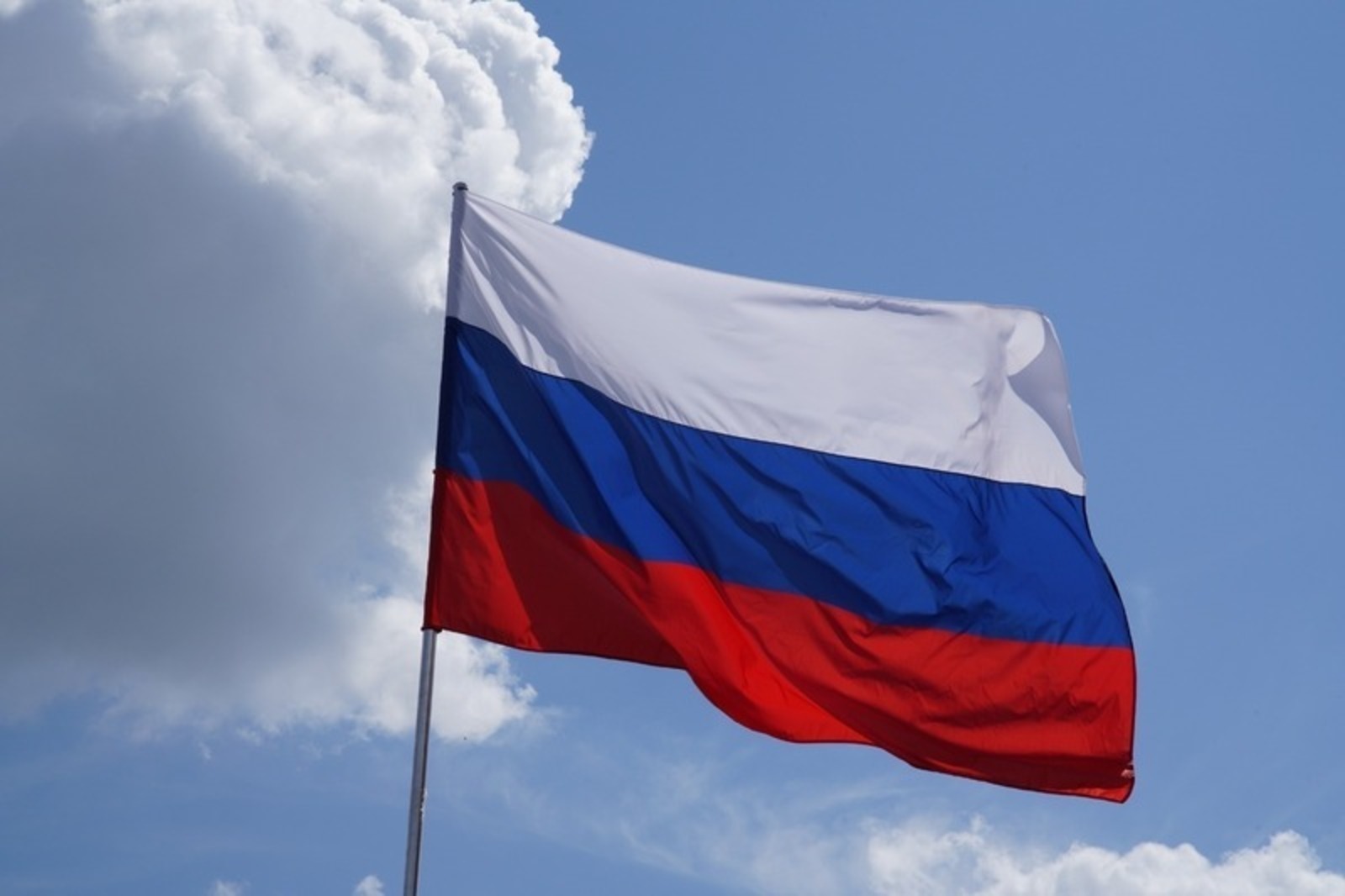 Владимир Путин Рәсәйҙә яңы хәрби байрам индерҙе