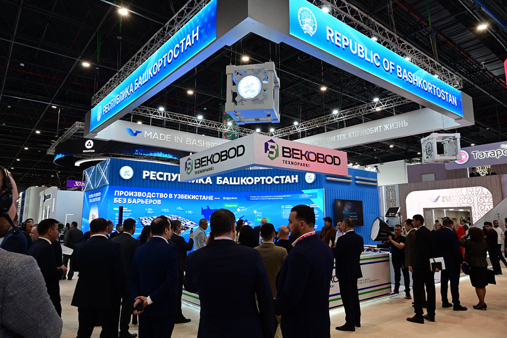 Хабиров презентовал стенд Башкортостана на выставке «ИННОПРОМ. Центральная Азия»