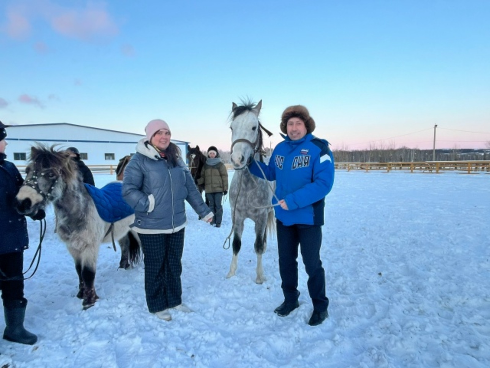 Ат йылында бүләккә ат!