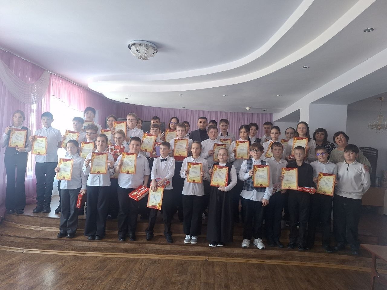 Думбырасылар еңеү яуланы