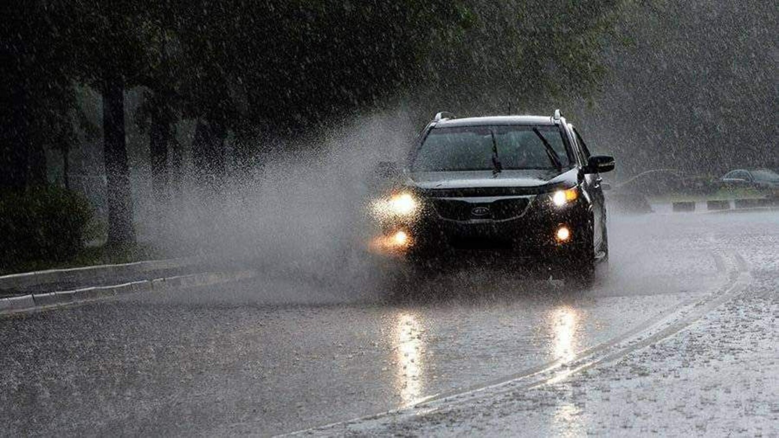 Как ездить безопасно в дождь?