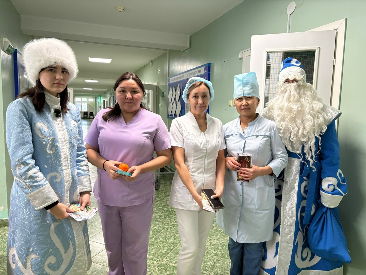 Йәштәрҙән Яңы йыл бүләктәре