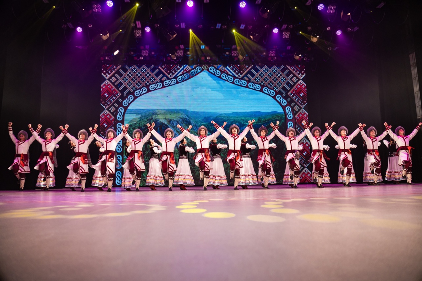 Ф. Ғәскәров бейеү коллективы грант аласаҡ