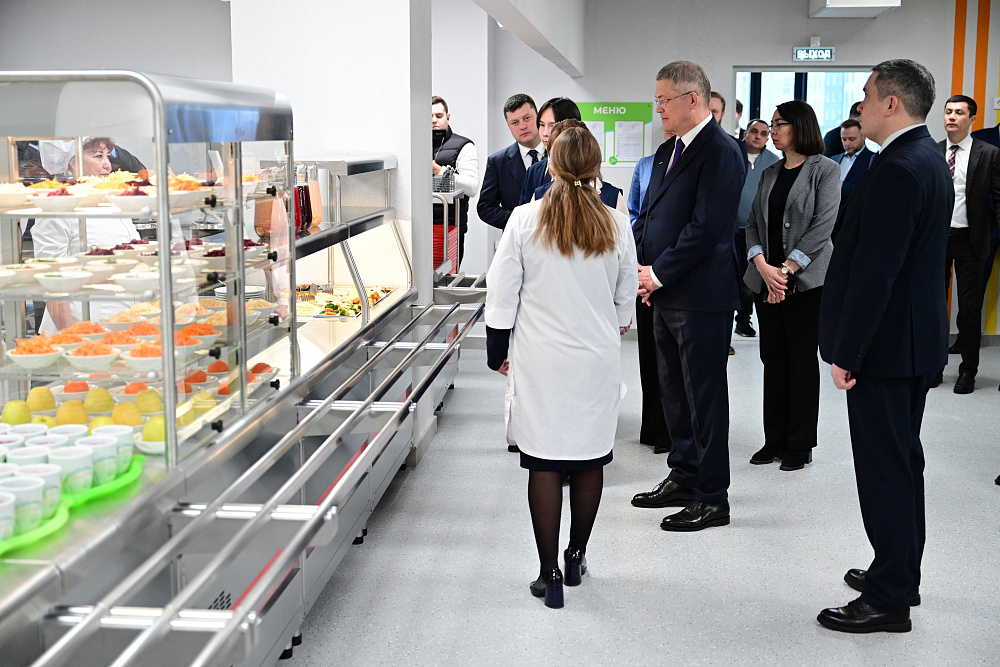 В Уфе начала работу самая большая школа в Приволжском федеральном округе